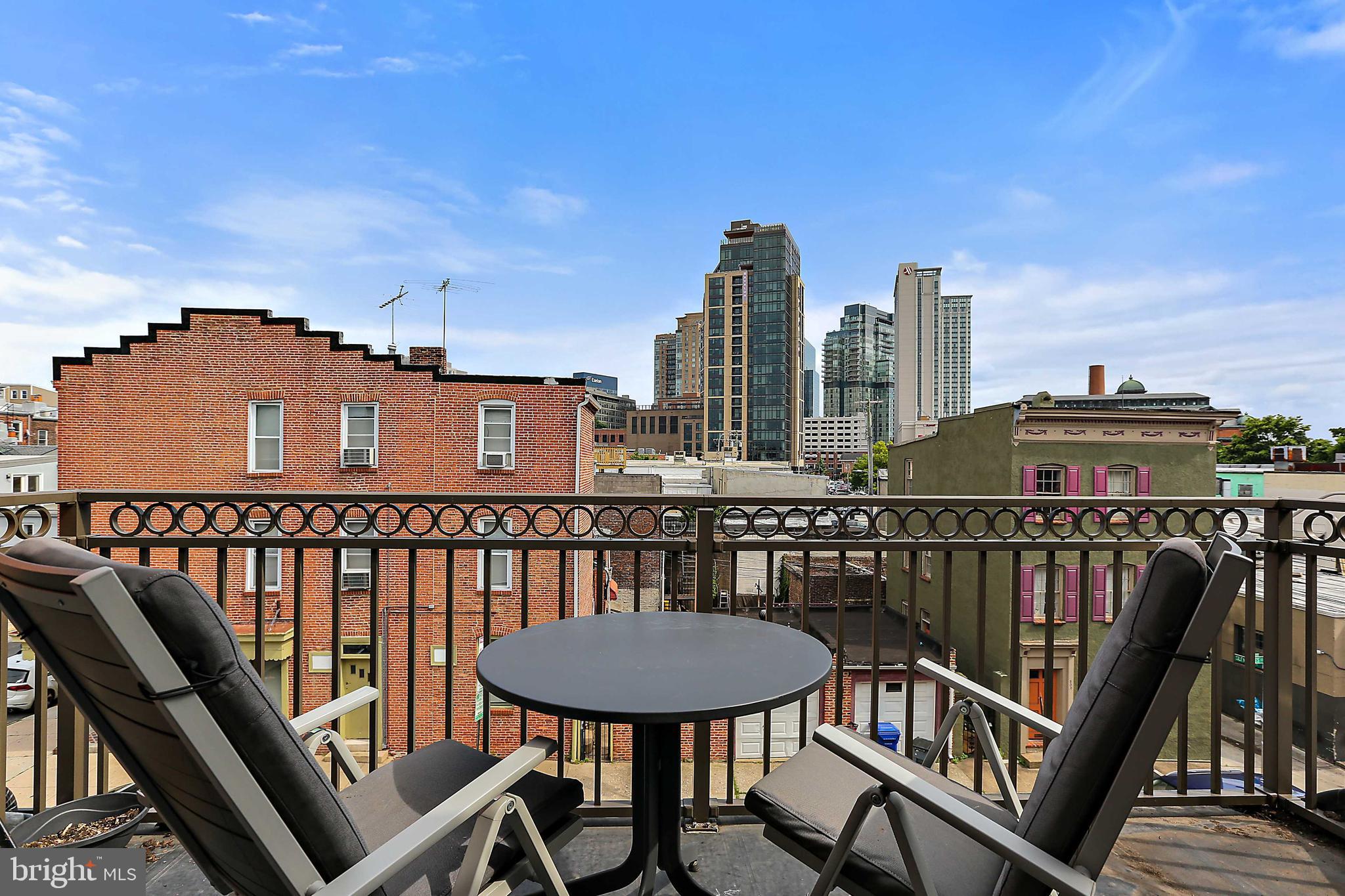 LITTLE ITALY - Residential