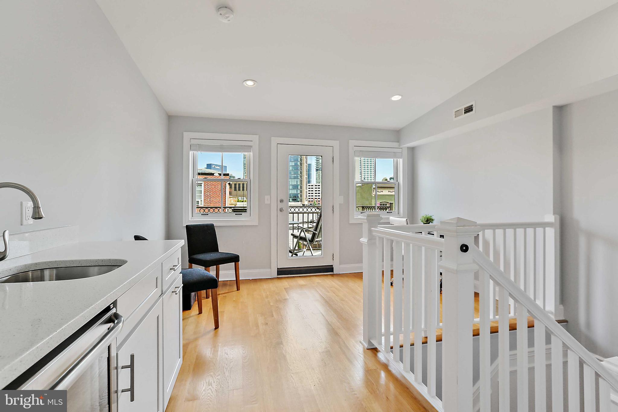 LITTLE ITALY - Residential