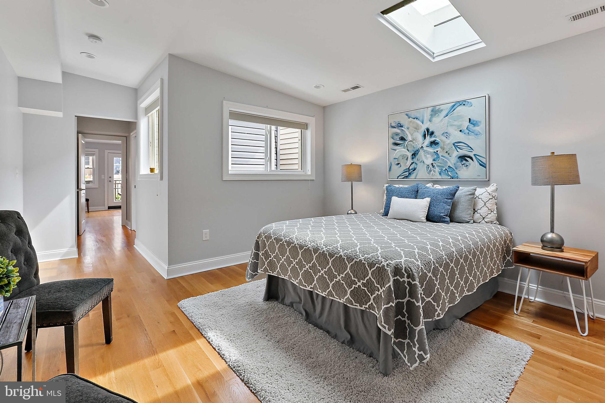 LITTLE ITALY - Residential