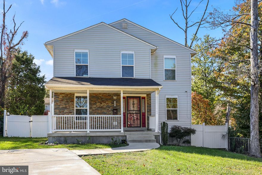 Offer deadline, Dec 3 at 7pm. Beautiful dwelling with great living space. Separate formal living room and formal dining room. Spacious family room. Large kitchen with breakfast nook. The home has a nice airy flow.  All bedrooms have great living space. Private deck off of the master bedroom suite. Fenced in backyard. Close to metro and bus route.  Come tour today.