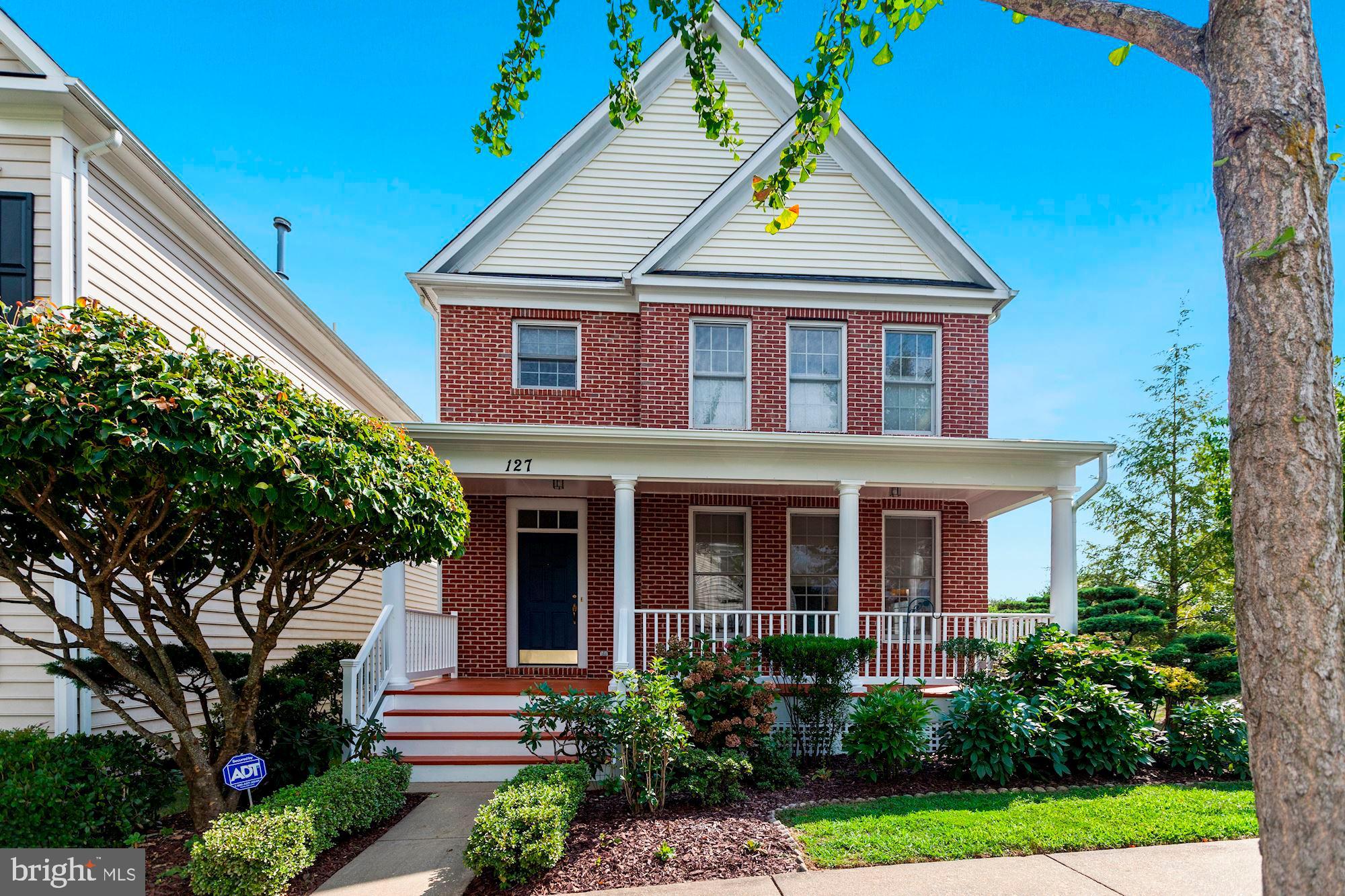 QUINCE ORCHARD PARK - Residential