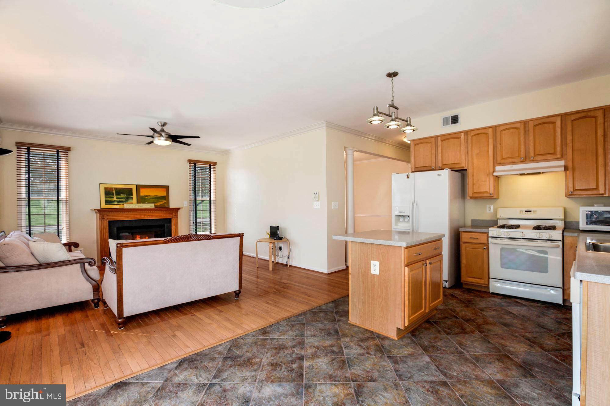 QUINCE ORCHARD PARK - Residential