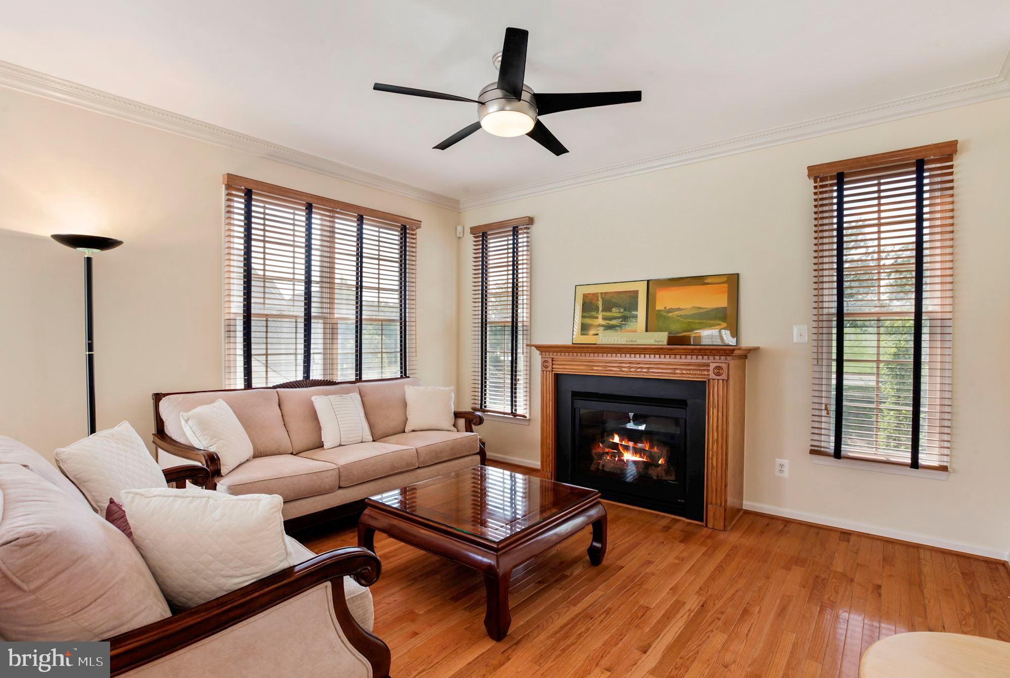 QUINCE ORCHARD PARK - Residential