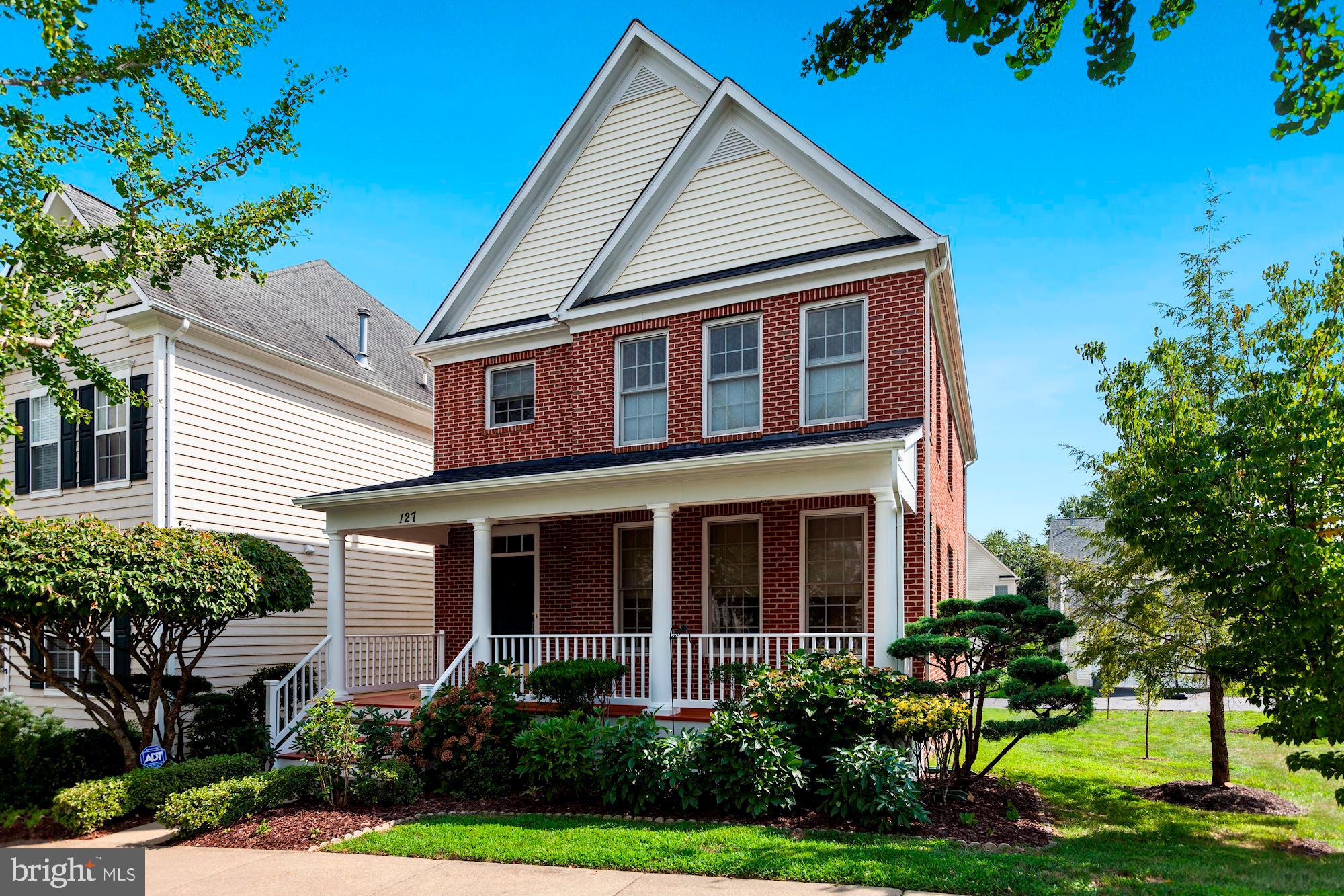 QUINCE ORCHARD PARK - Residential