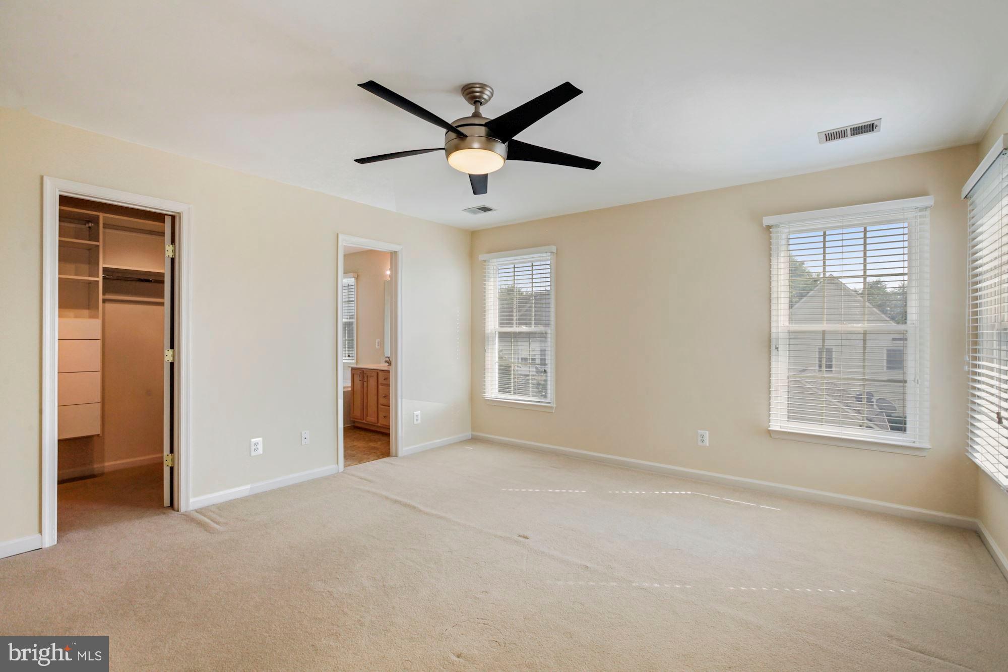 QUINCE ORCHARD PARK - Residential