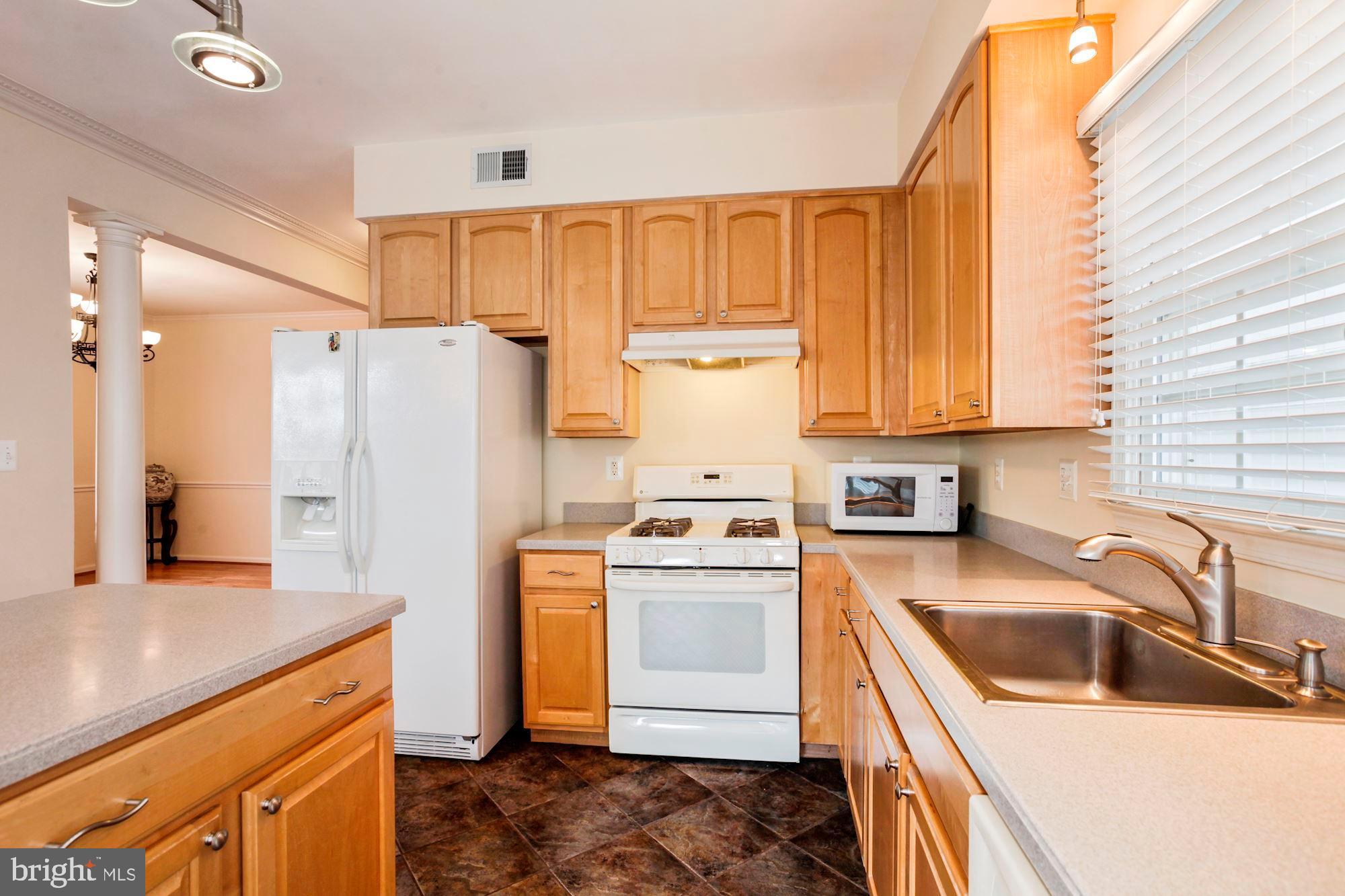 QUINCE ORCHARD PARK - Residential