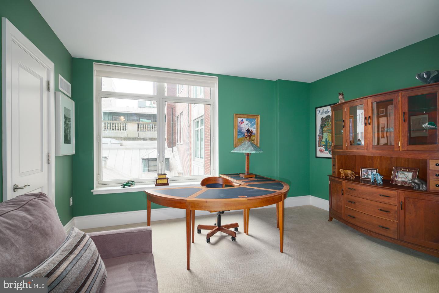 RITTENHOUSE SQUARE - Residential