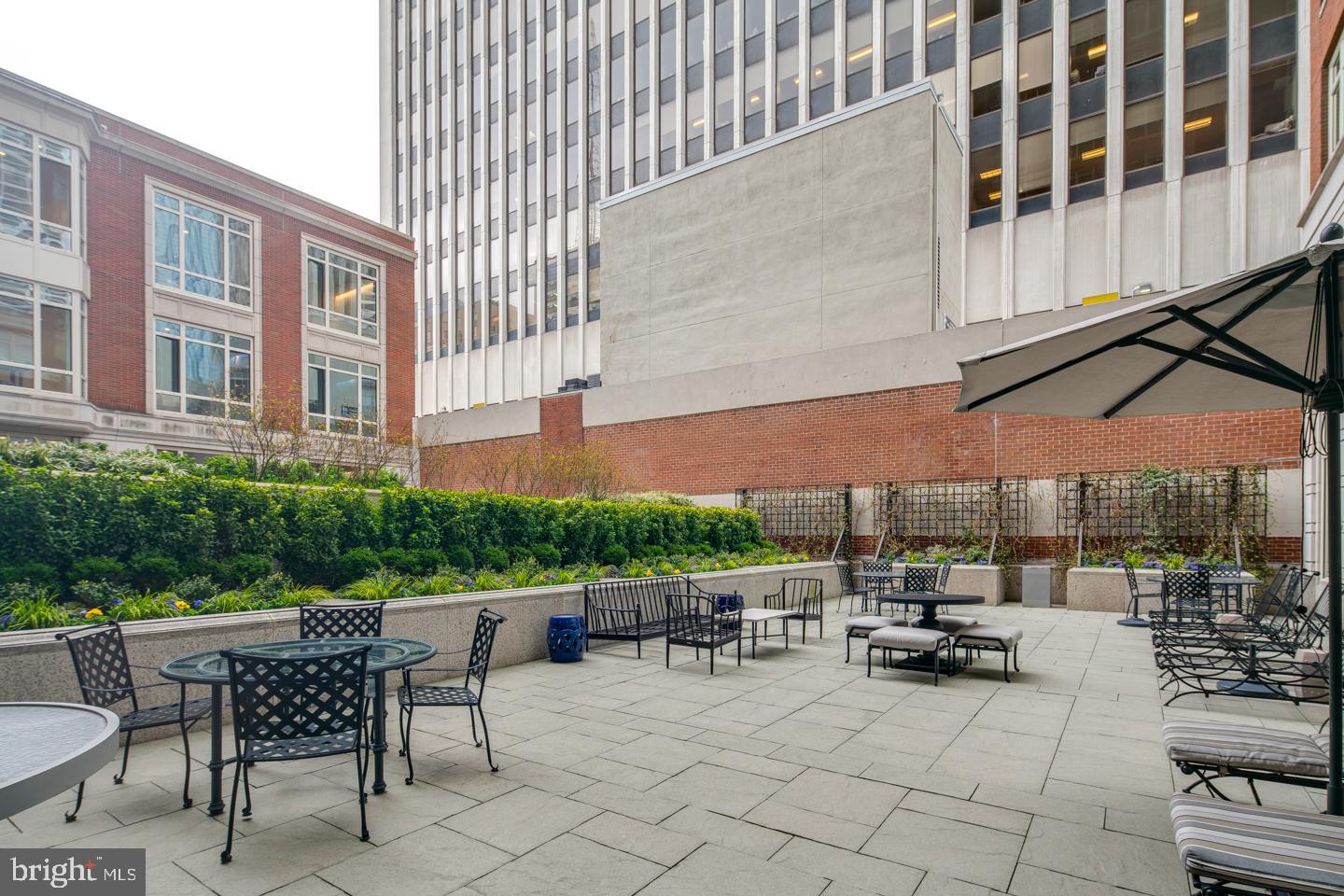RITTENHOUSE SQUARE - Residential