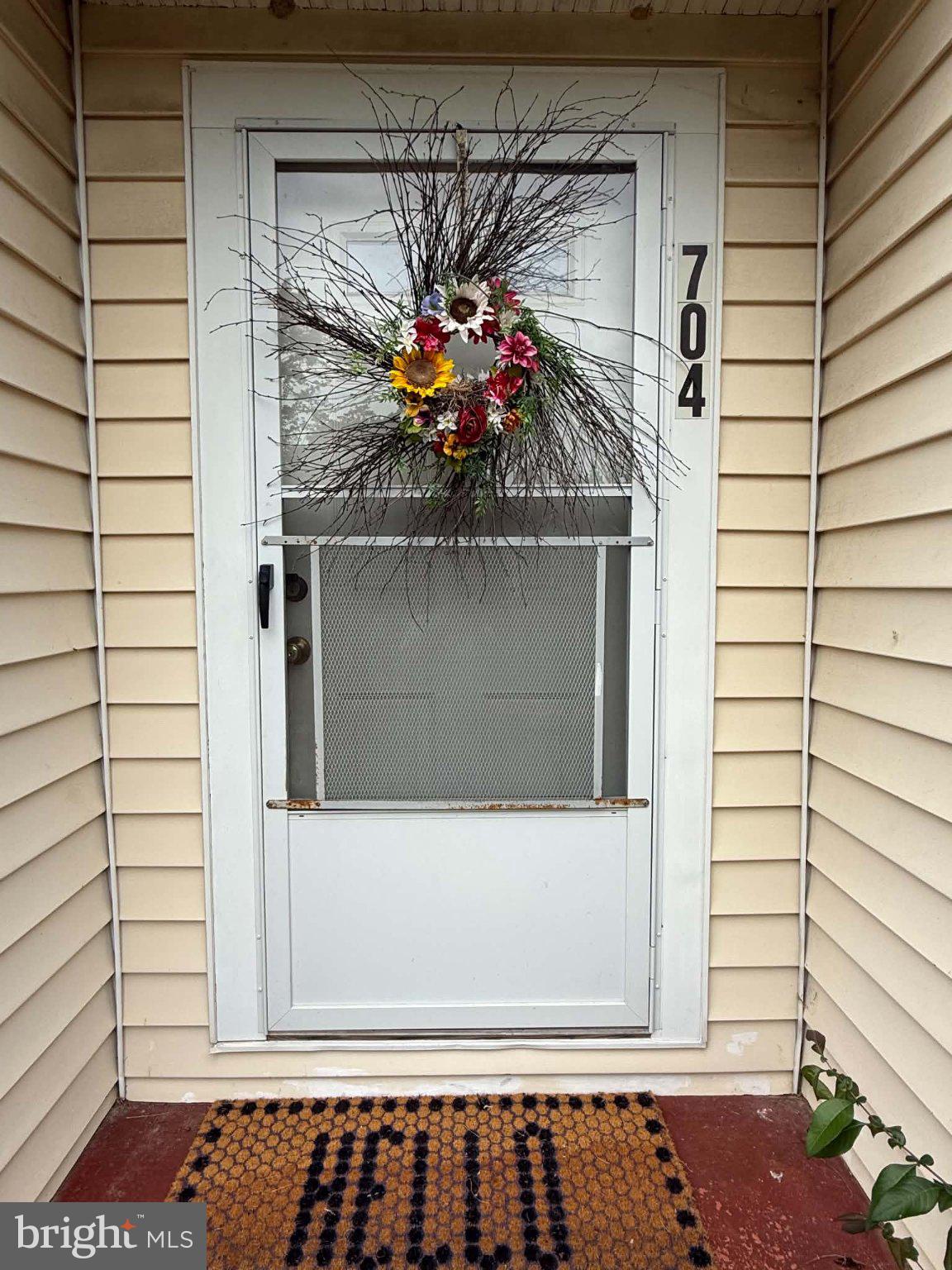 704 HENDERSON STREET