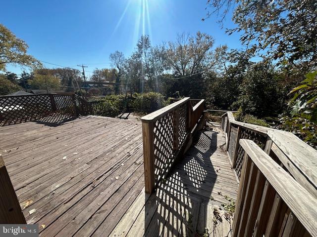 LAURAVILLE HISTORIC DISTRICT - Residential