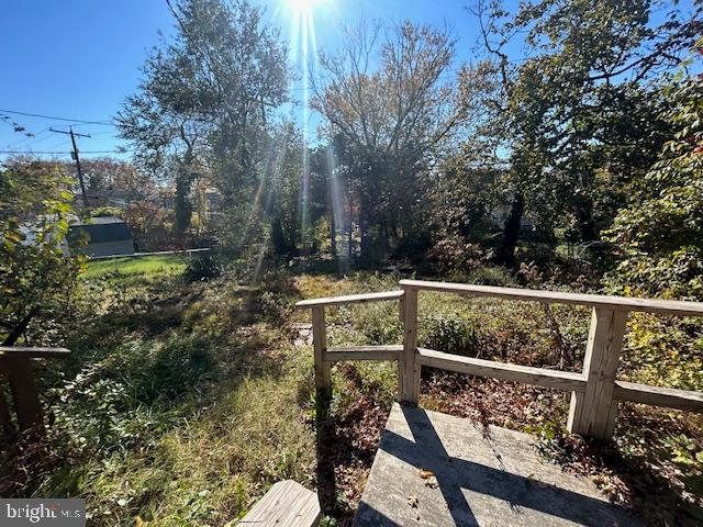 LAURAVILLE HISTORIC DISTRICT - Residential