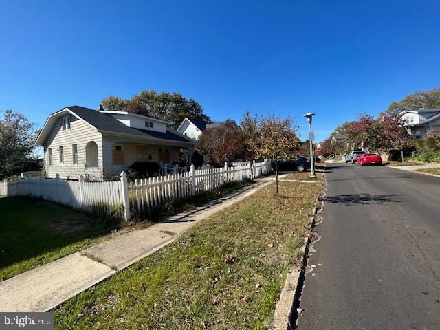 LAURAVILLE HISTORIC DISTRICT - Residential