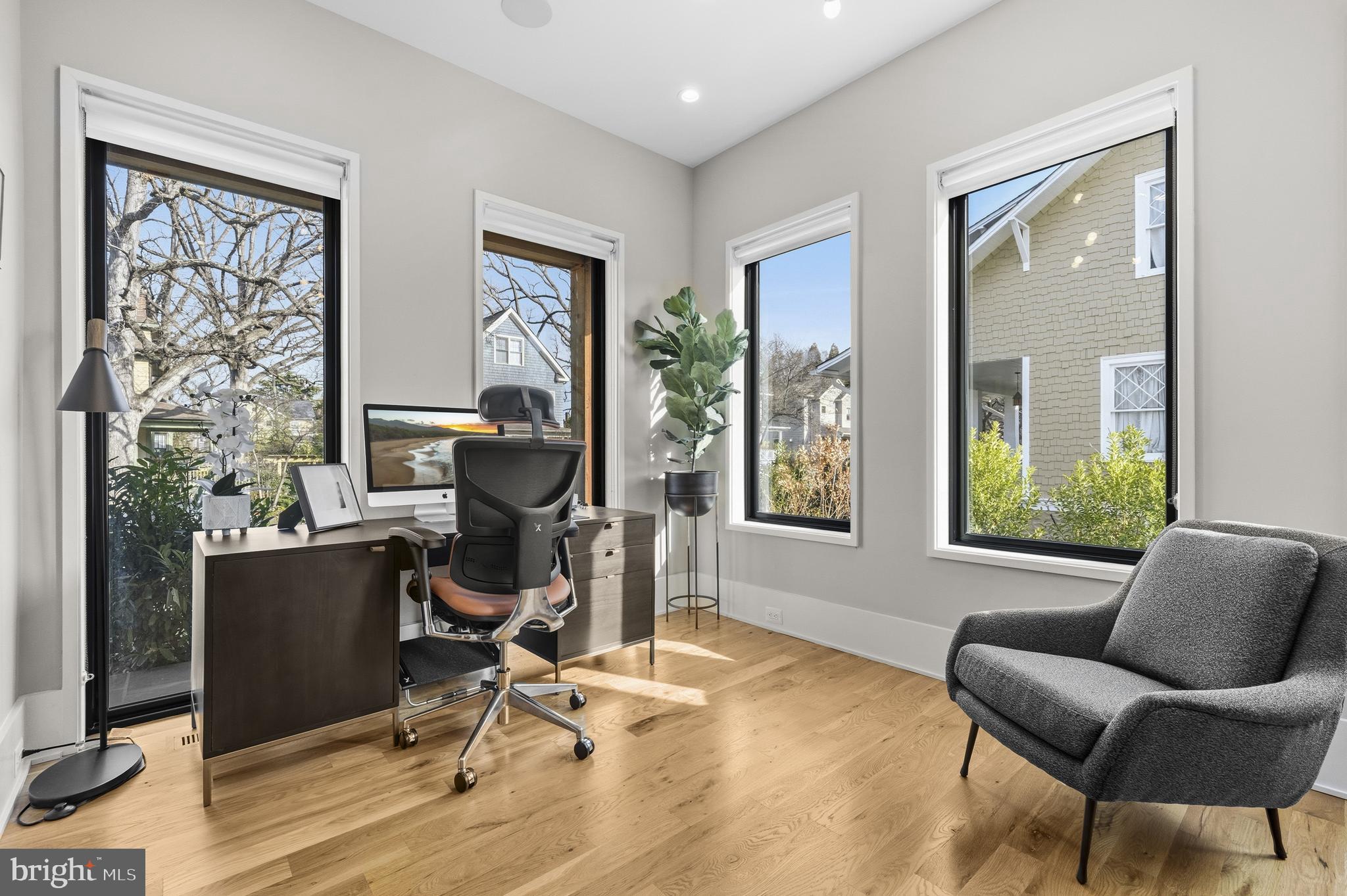 ASHTON HEIGHTS - Residential