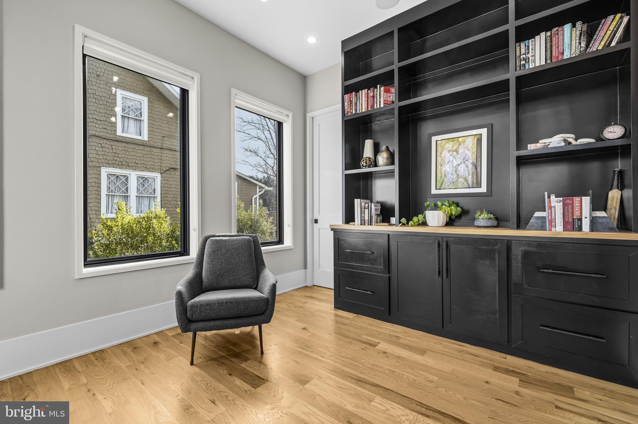 ASHTON HEIGHTS - Residential