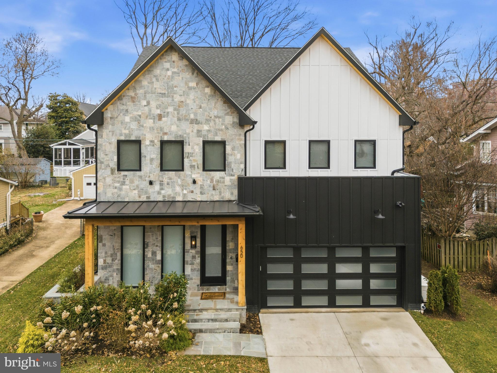 650 N JACKSON STREET