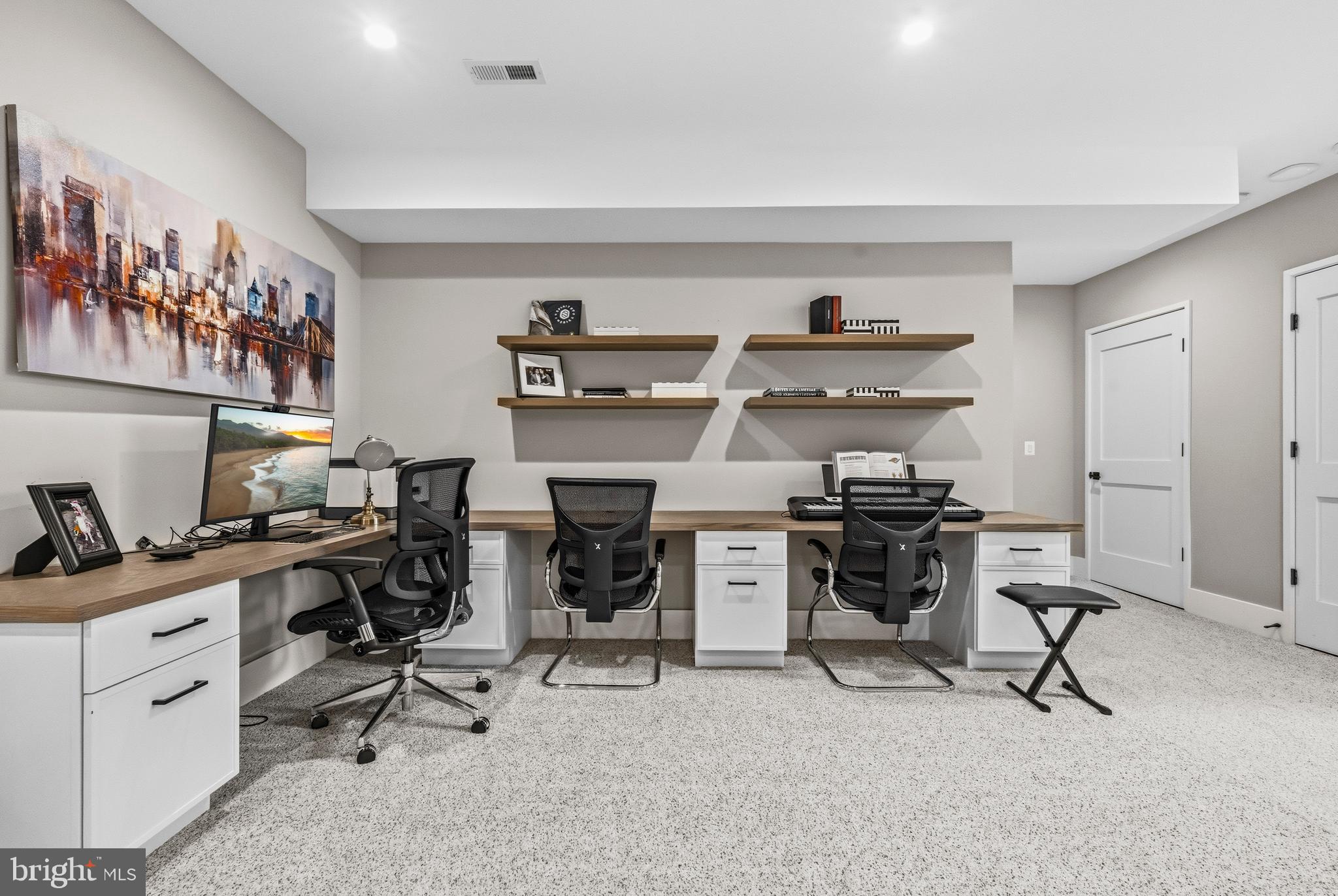 ASHTON HEIGHTS - Residential