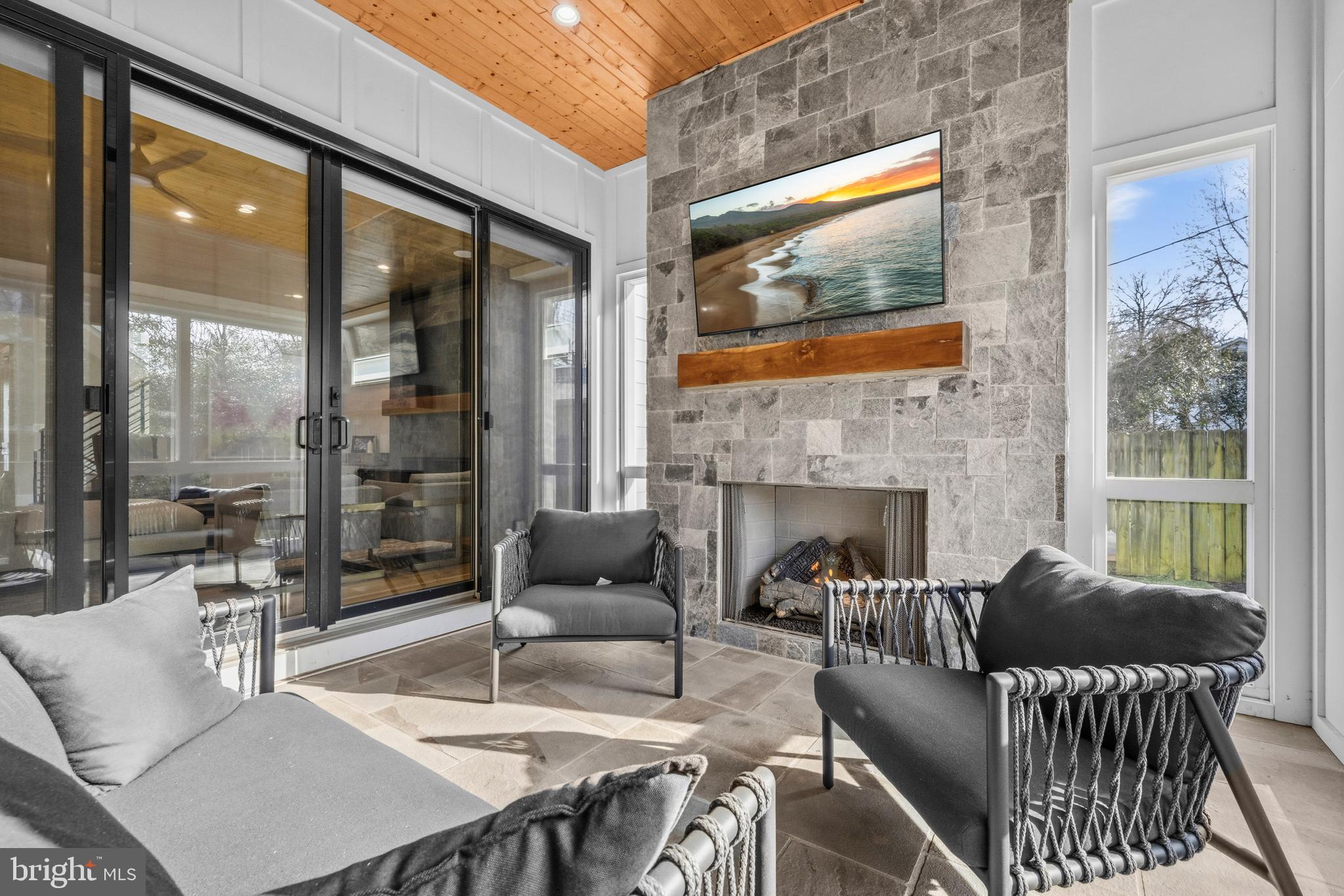 ASHTON HEIGHTS - Residential