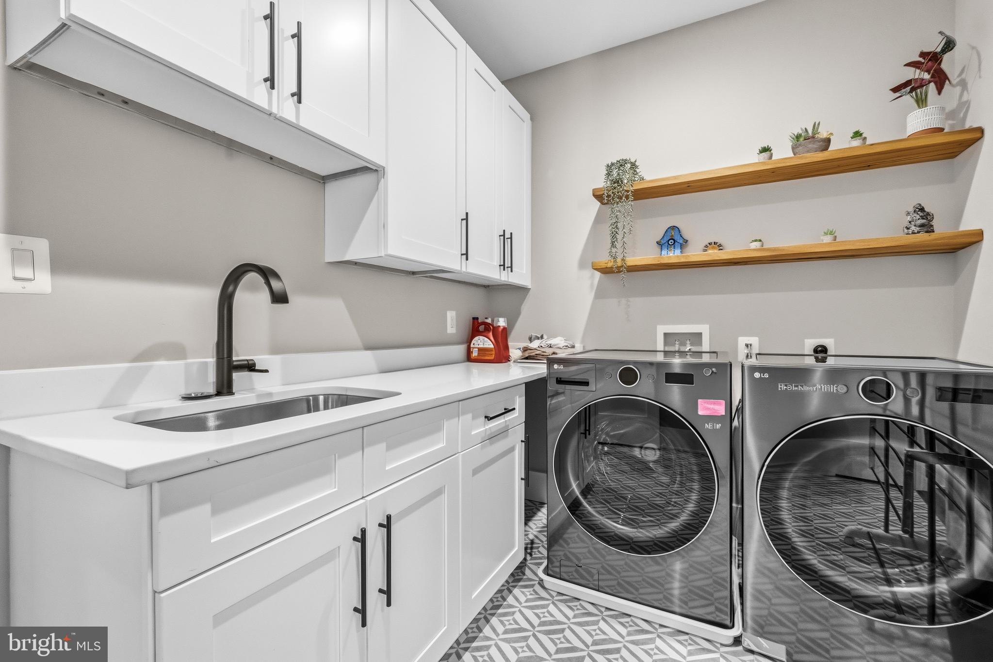 ASHTON HEIGHTS - Residential