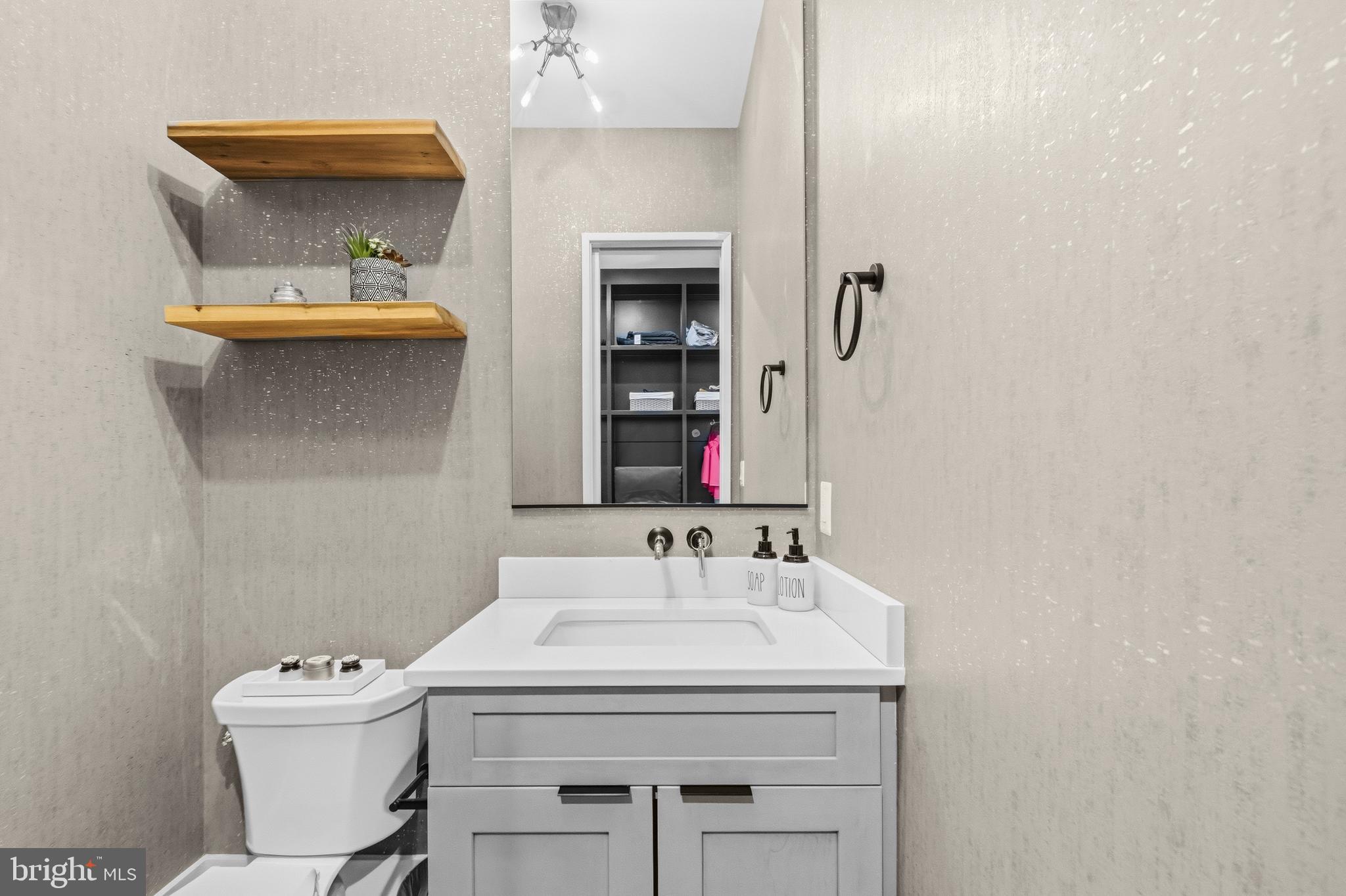 ASHTON HEIGHTS - Residential