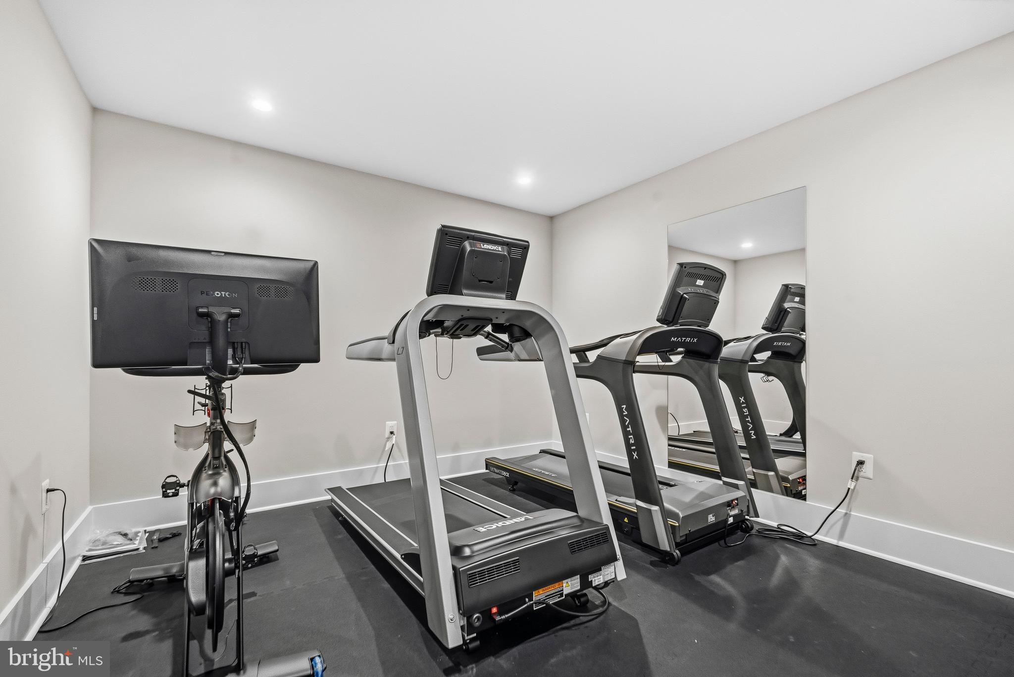 ASHTON HEIGHTS - Residential