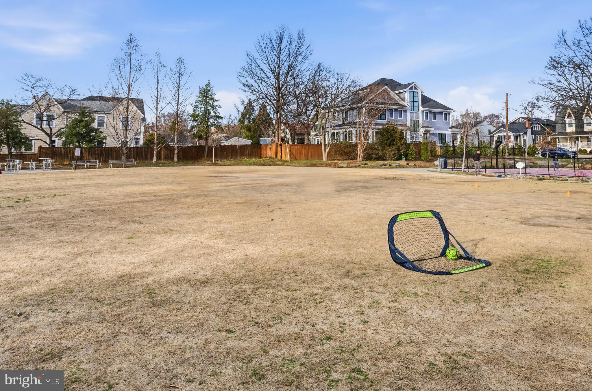 ASHTON HEIGHTS - Residential