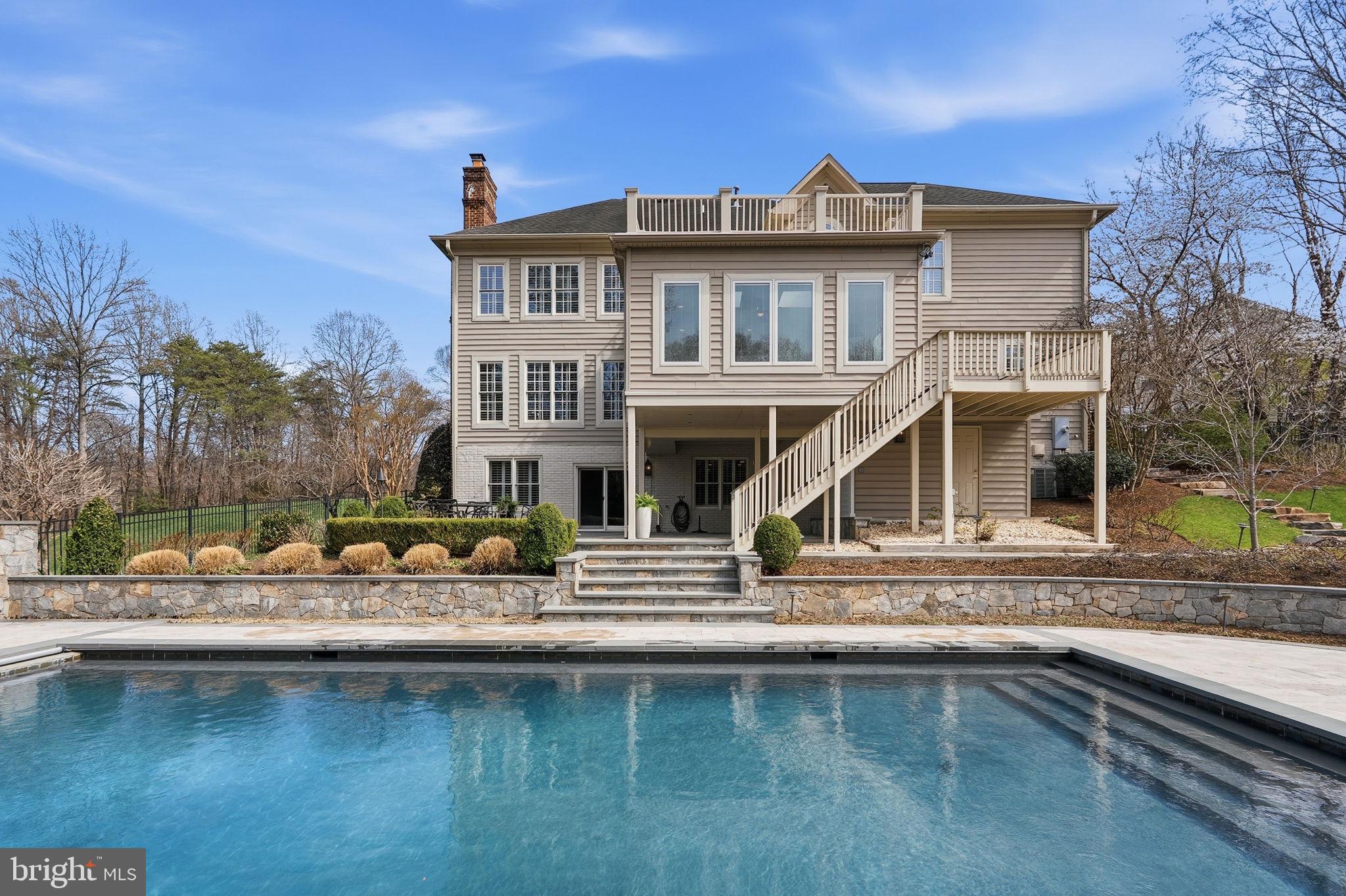 WAPLES MILL MANOR - Residential