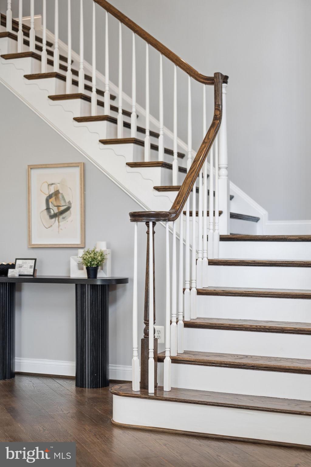 WAPLES MILL MANOR - Residential