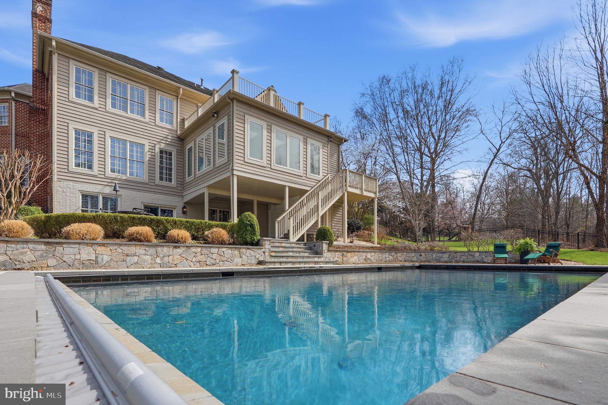 WAPLES MILL MANOR - Residential