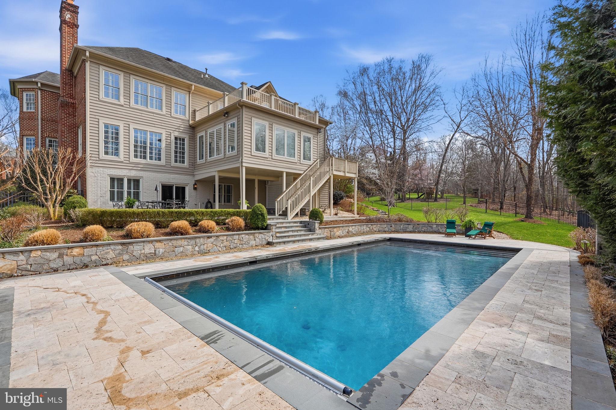 WAPLES MILL MANOR - Residential