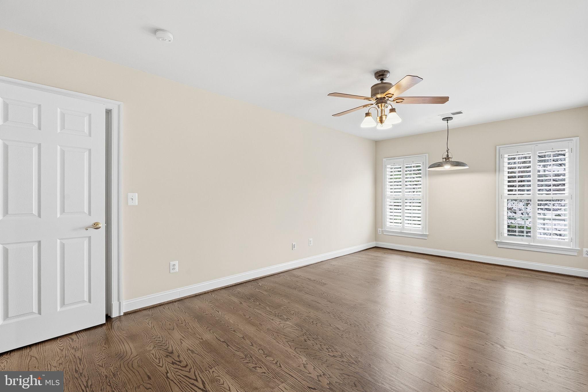 WAPLES MILL MANOR - Residential