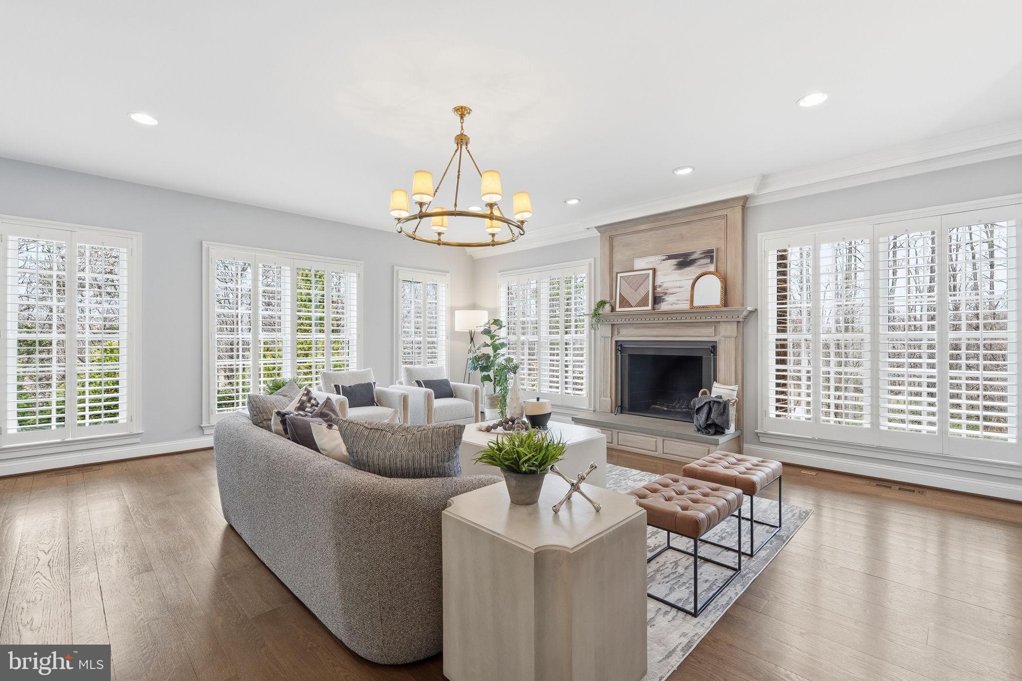 WAPLES MILL MANOR - Residential