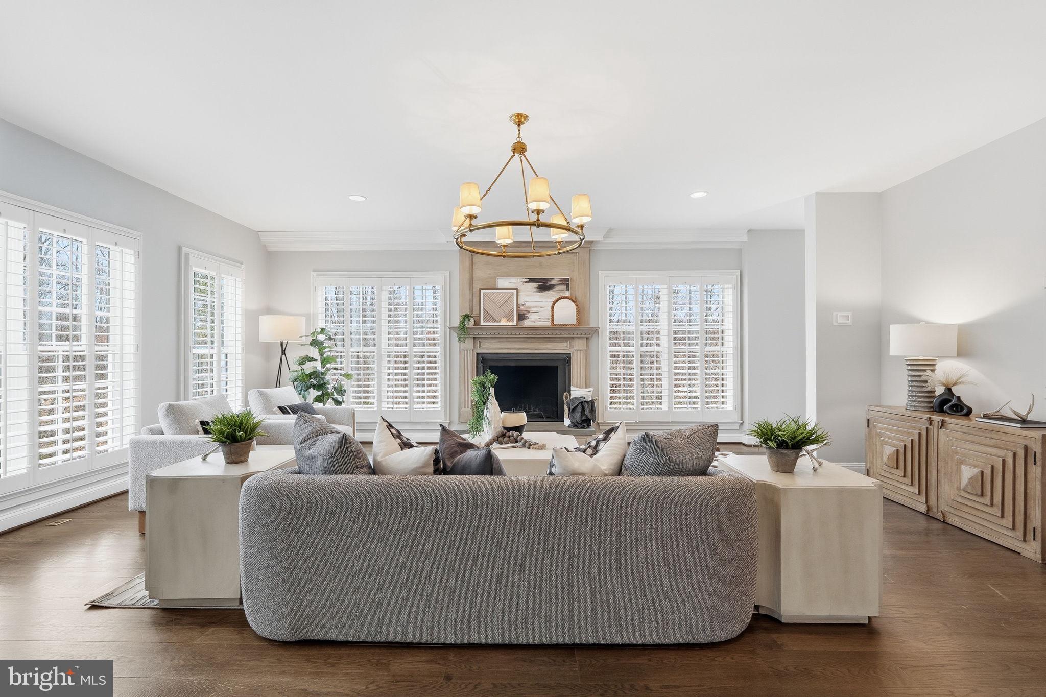 WAPLES MILL MANOR - Residential