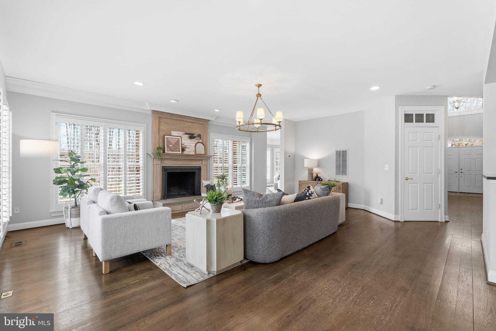 WAPLES MILL MANOR - Residential