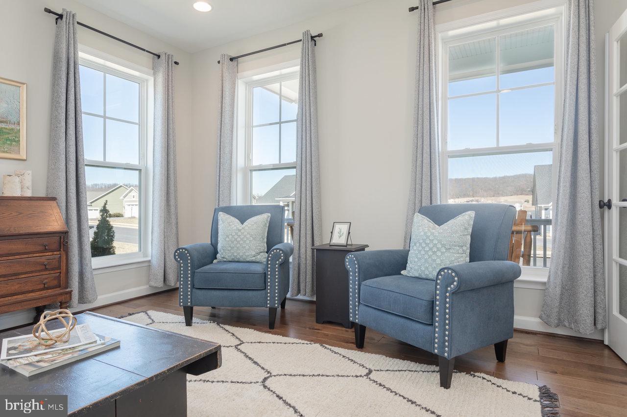 PRESTON LAKE - Residential