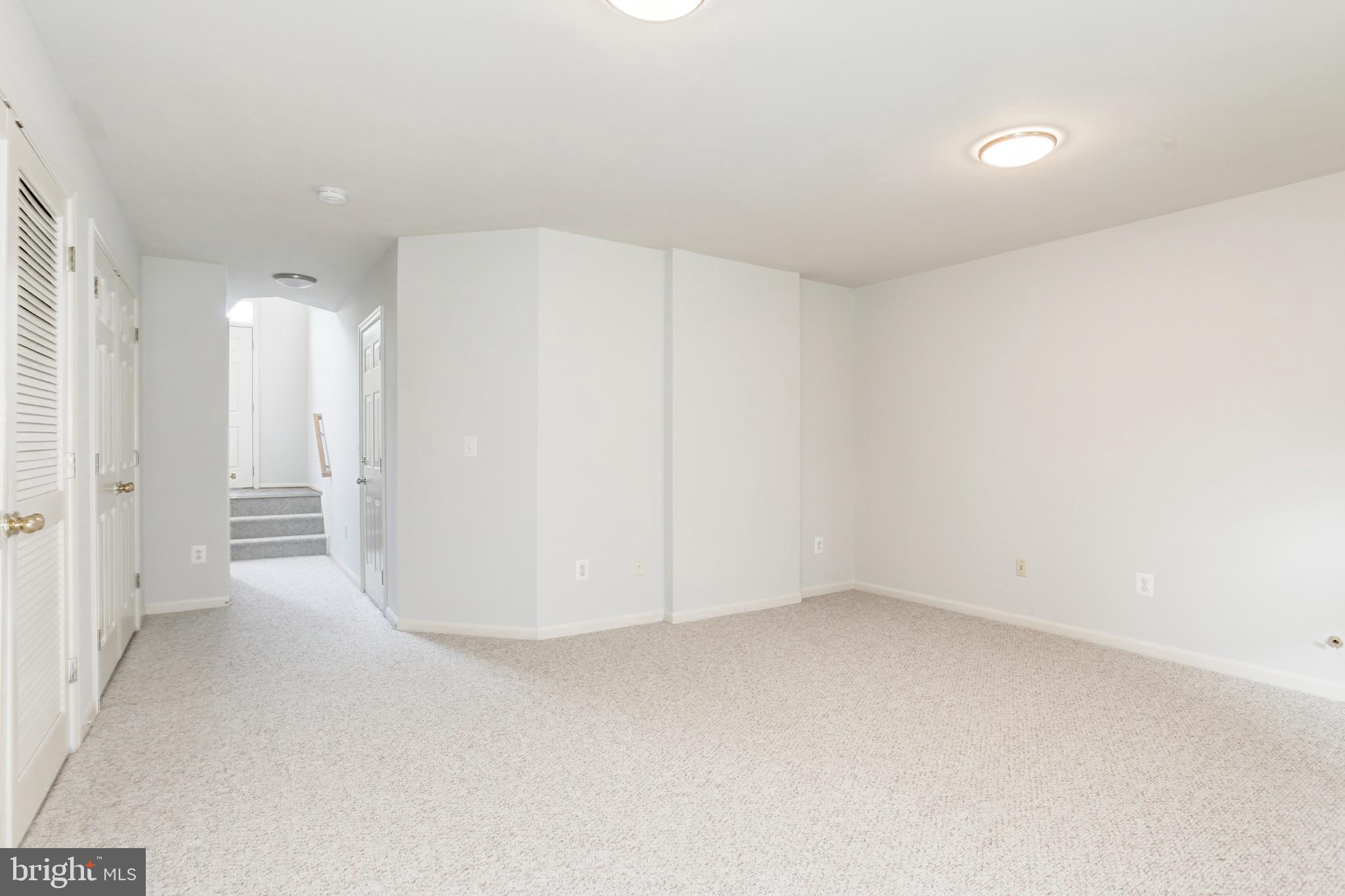 RIDGE TOP TERRACE - Residential