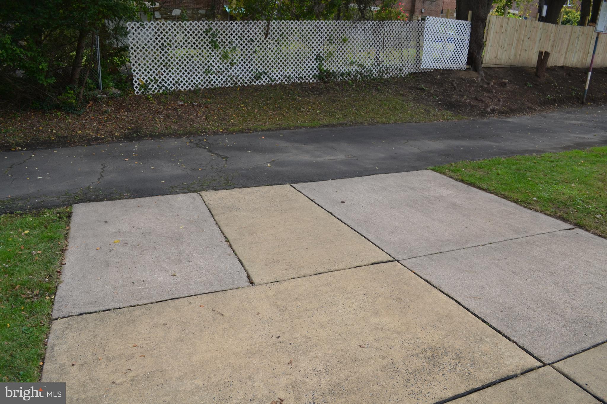 SOMERTON - Residential