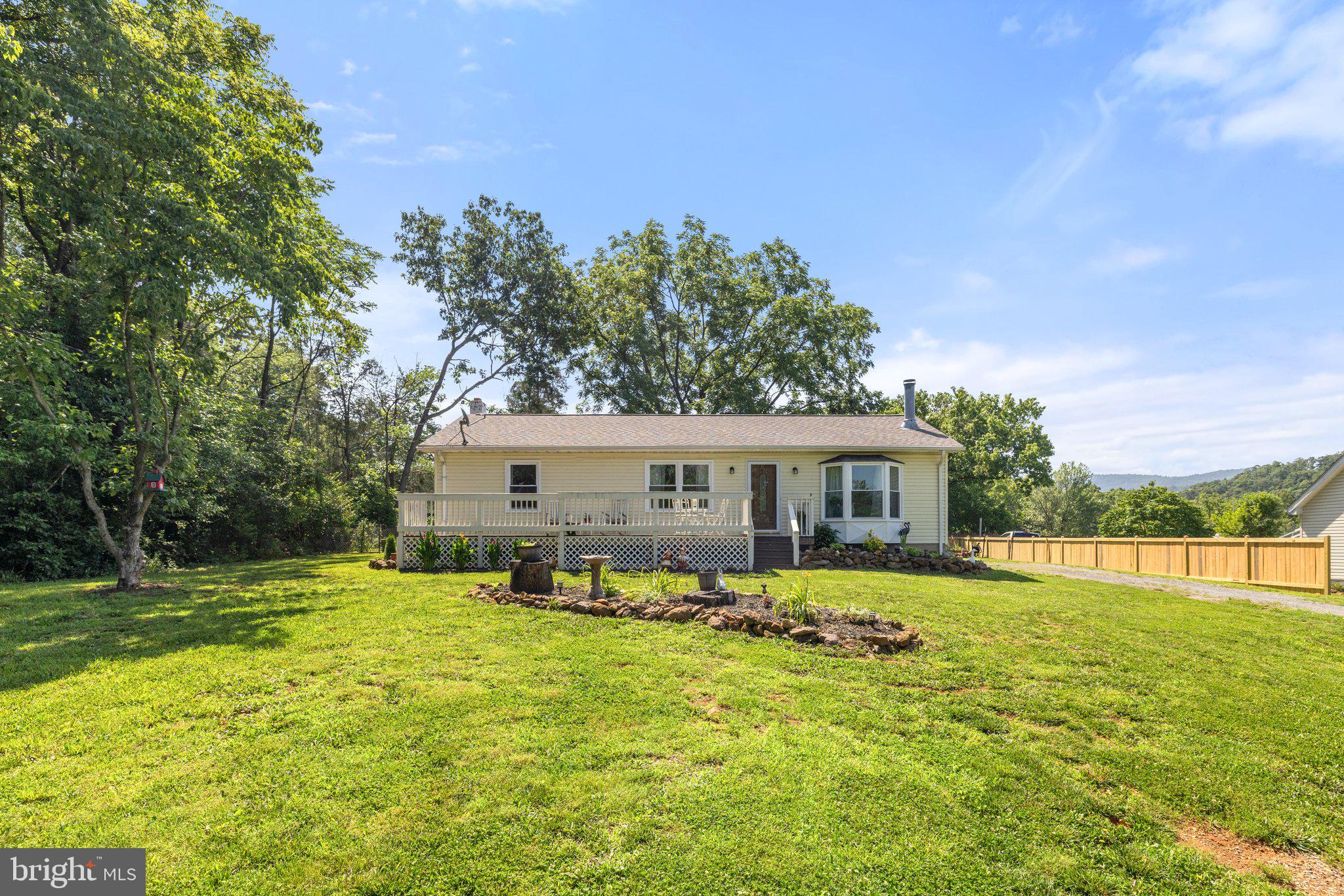 381 YOUNGS DRIVE
