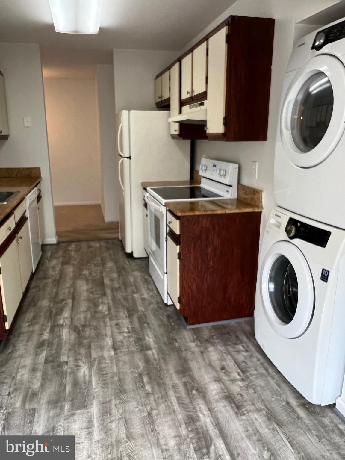9567 COGGS BILL DRIVE 204