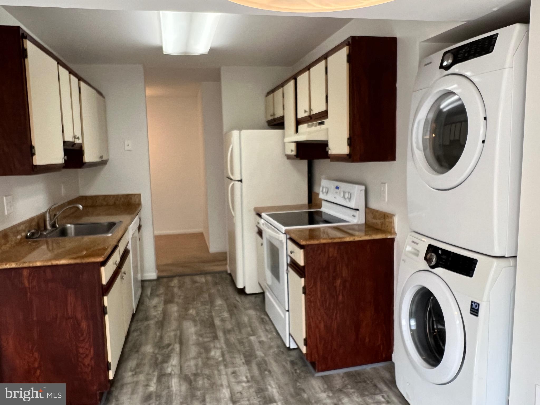 9567 COGGS BILL DRIVE 204