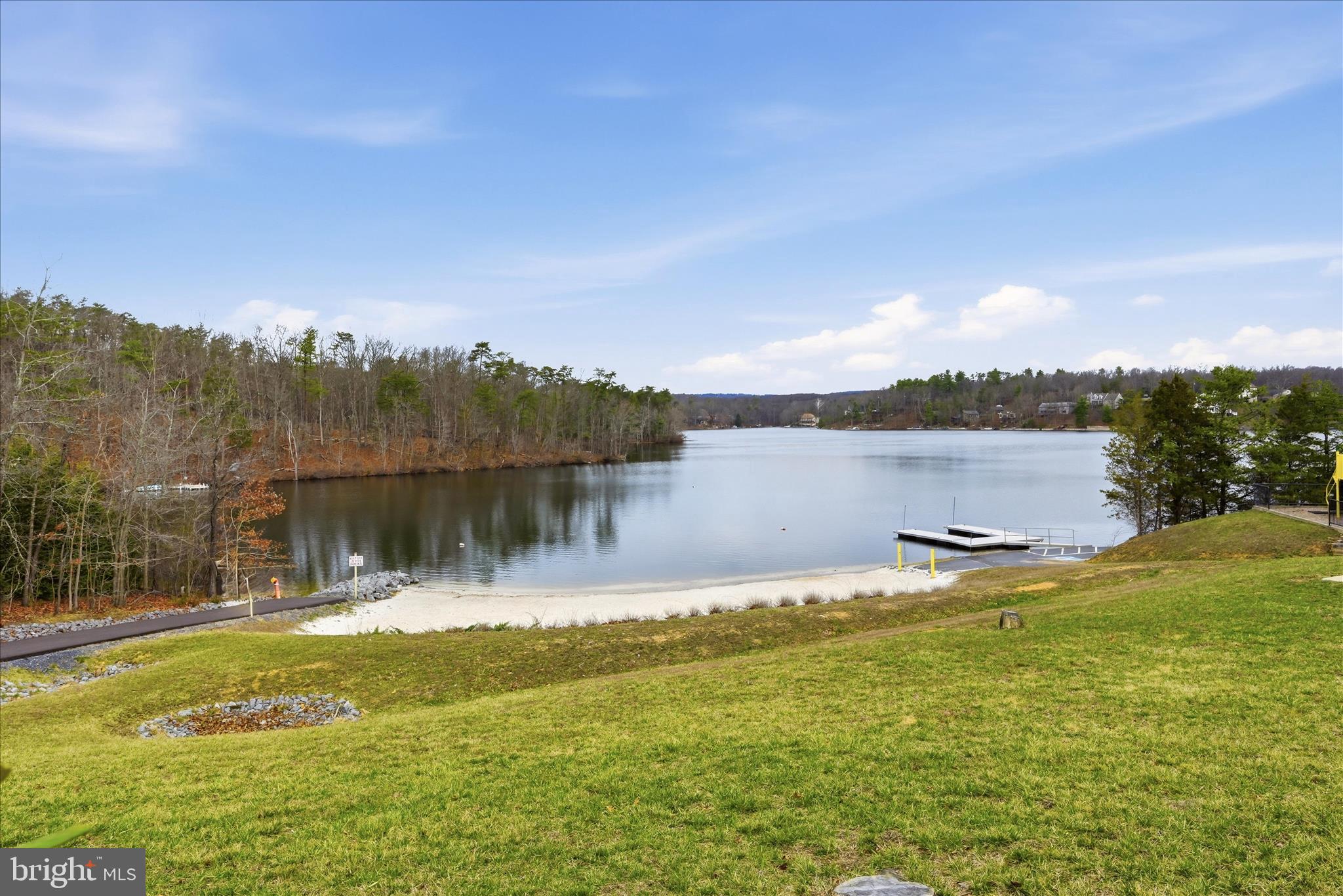 LAKE HOLIDAY ESTATES - Residential