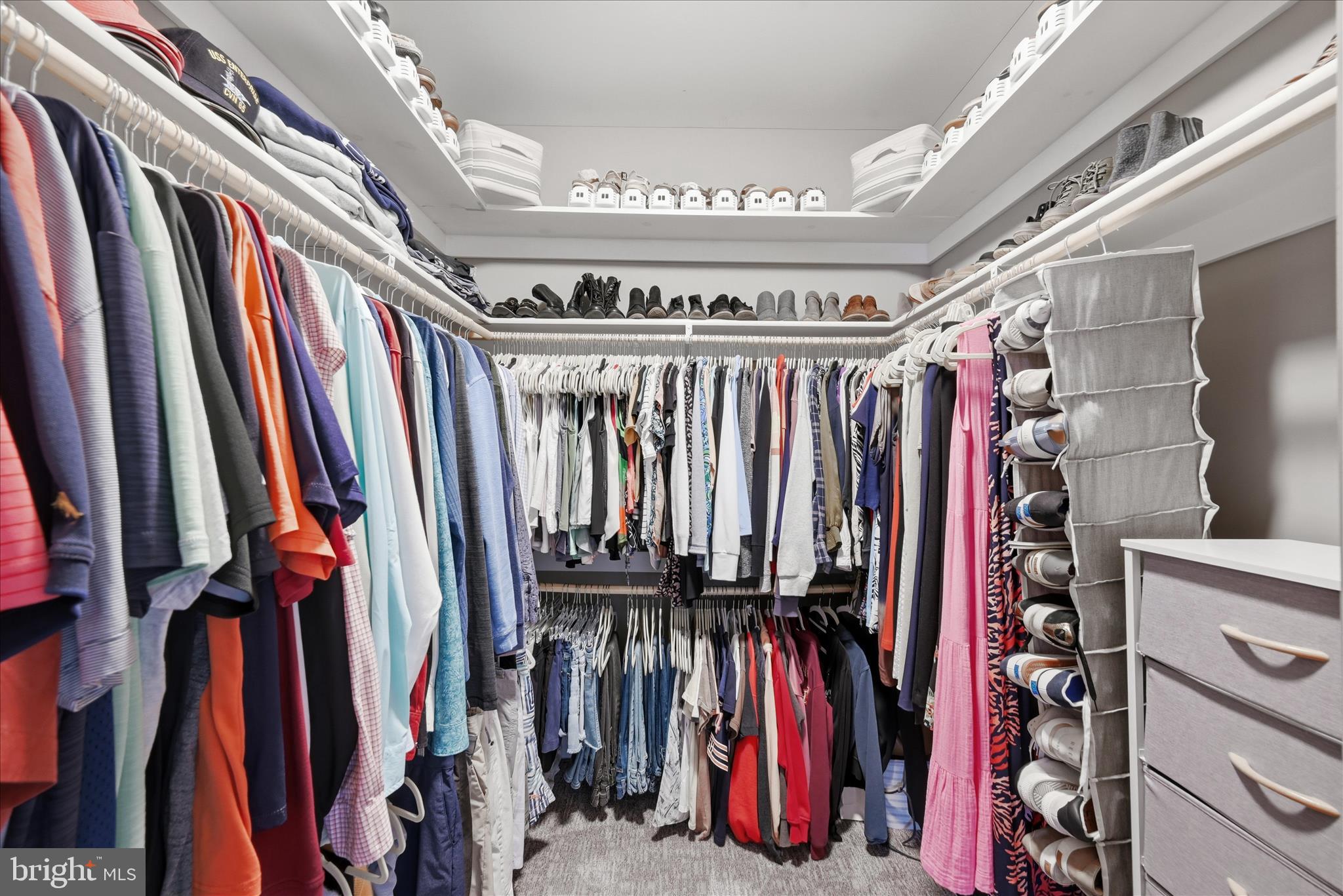 LAKE HOLIDAY ESTATES - Residential