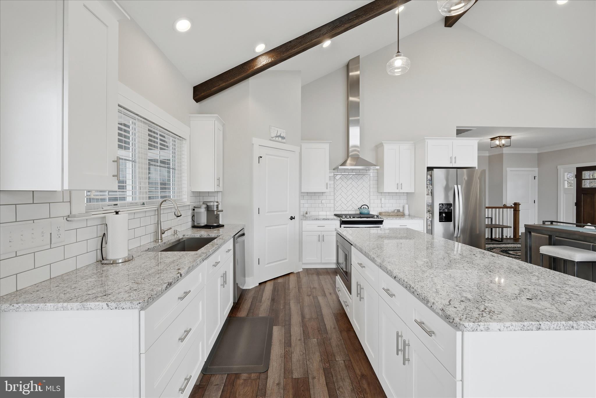 LAKE HOLIDAY ESTATES - Residential