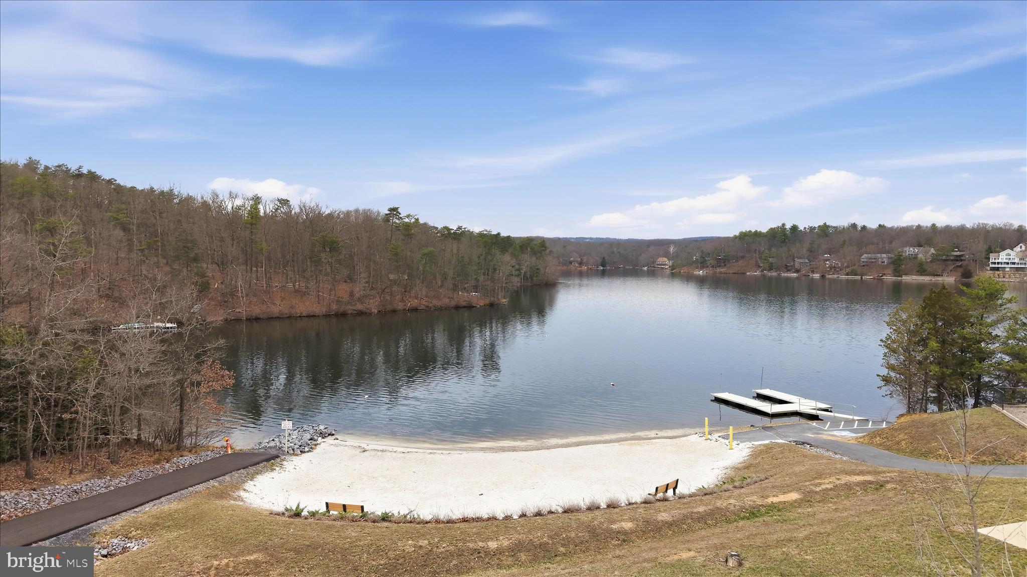 LAKE HOLIDAY ESTATES - Residential