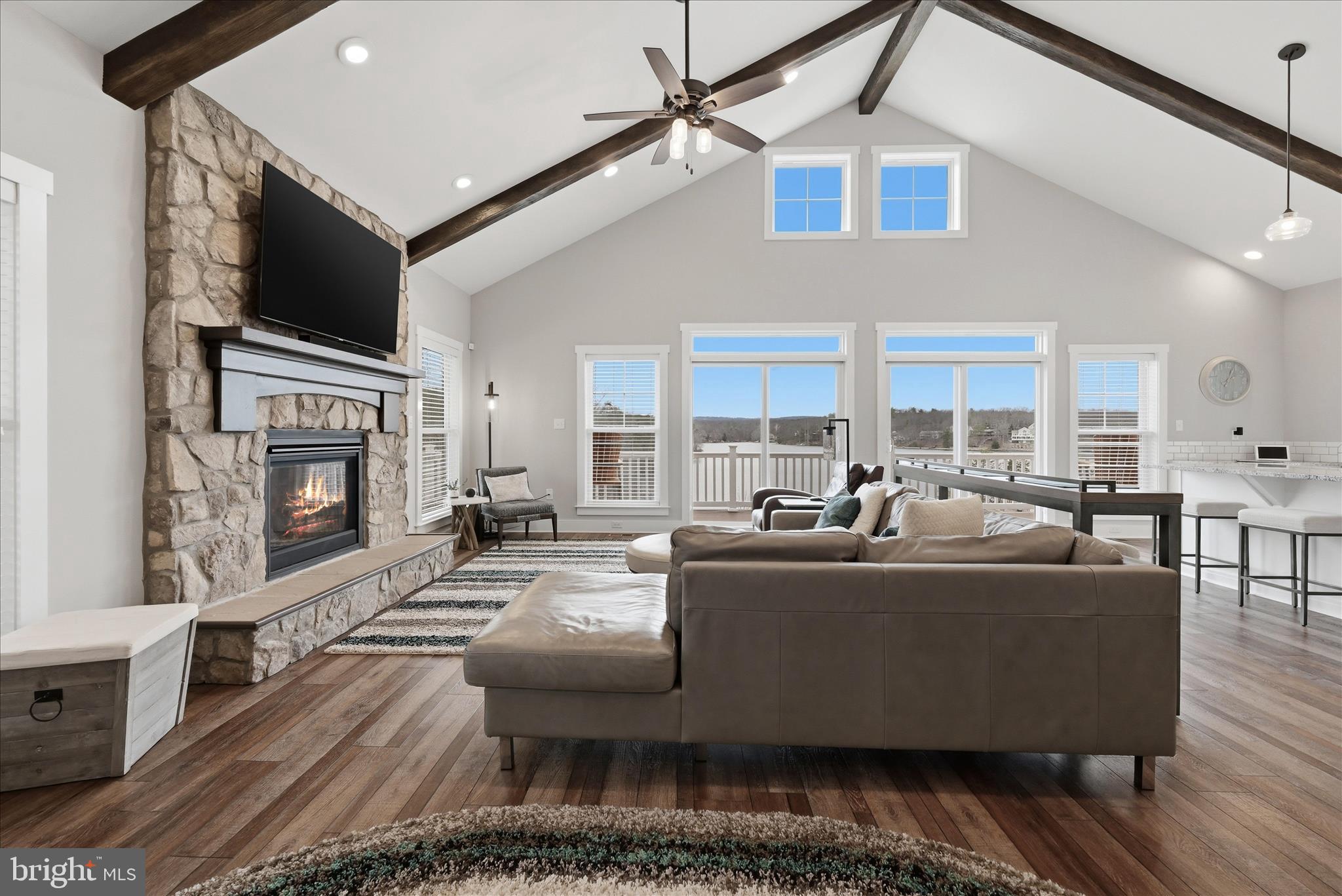 LAKE HOLIDAY ESTATES - Residential