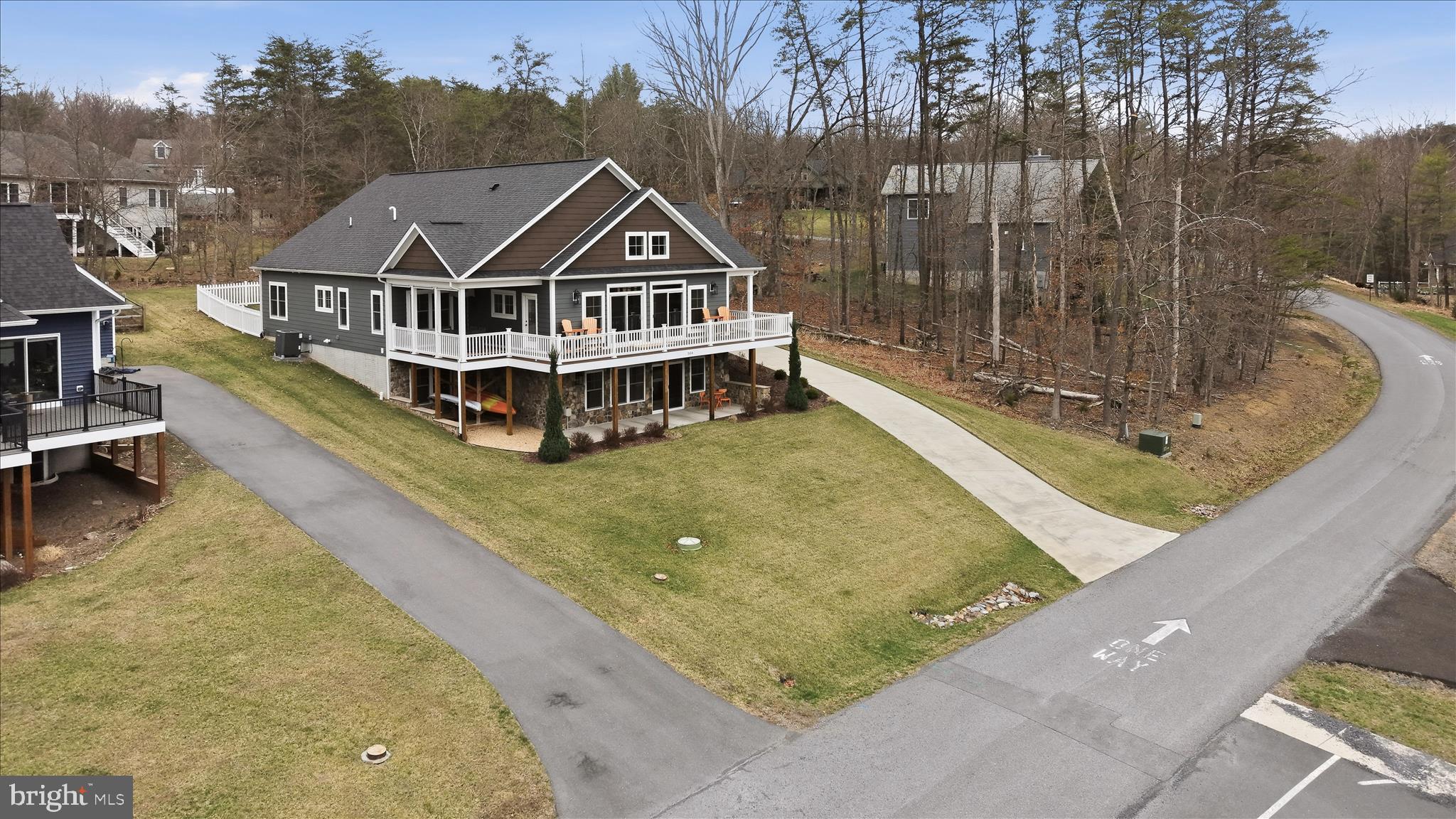 LAKE HOLIDAY ESTATES - Residential