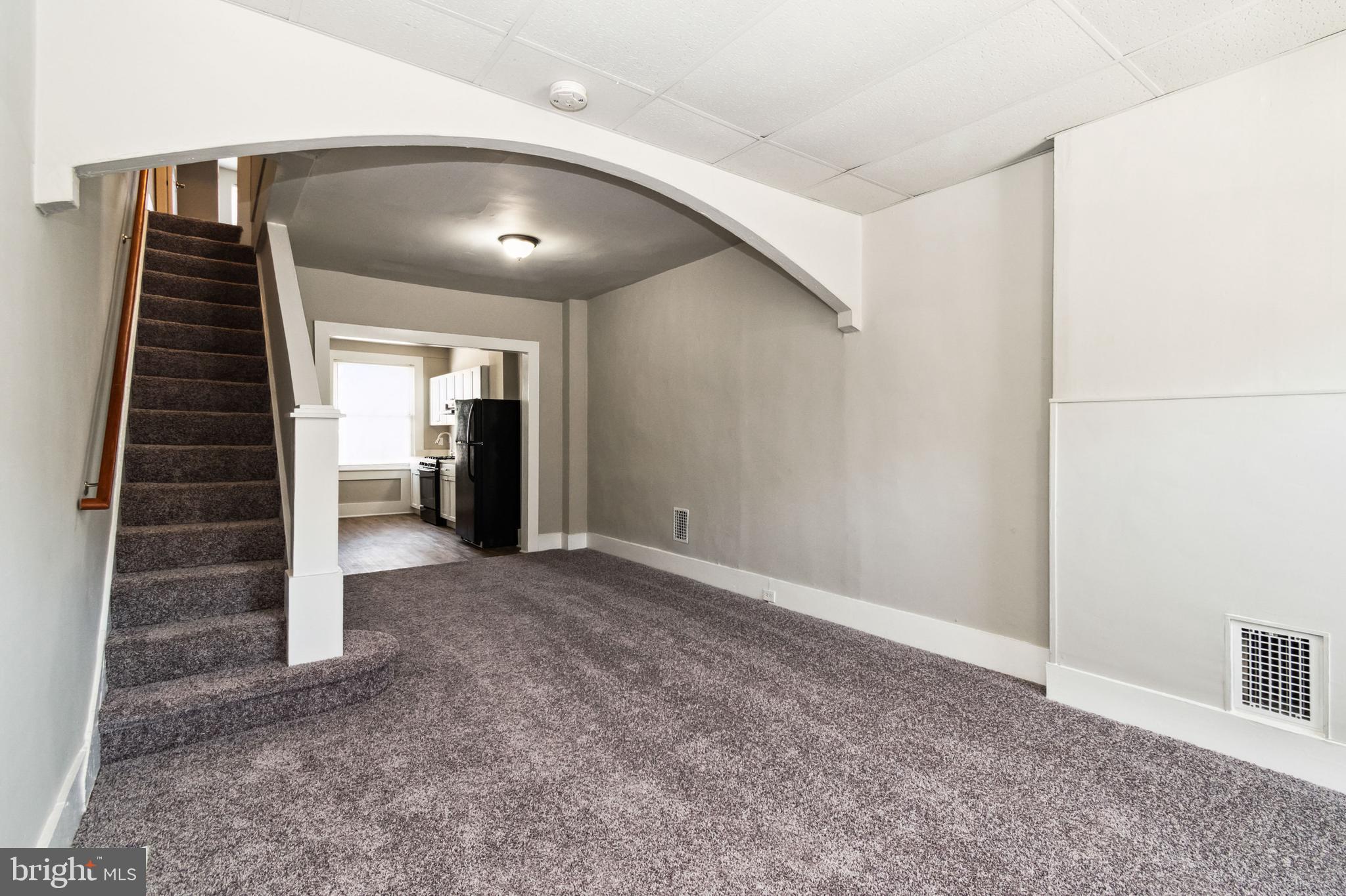 ELLWOOD PARK - Residential