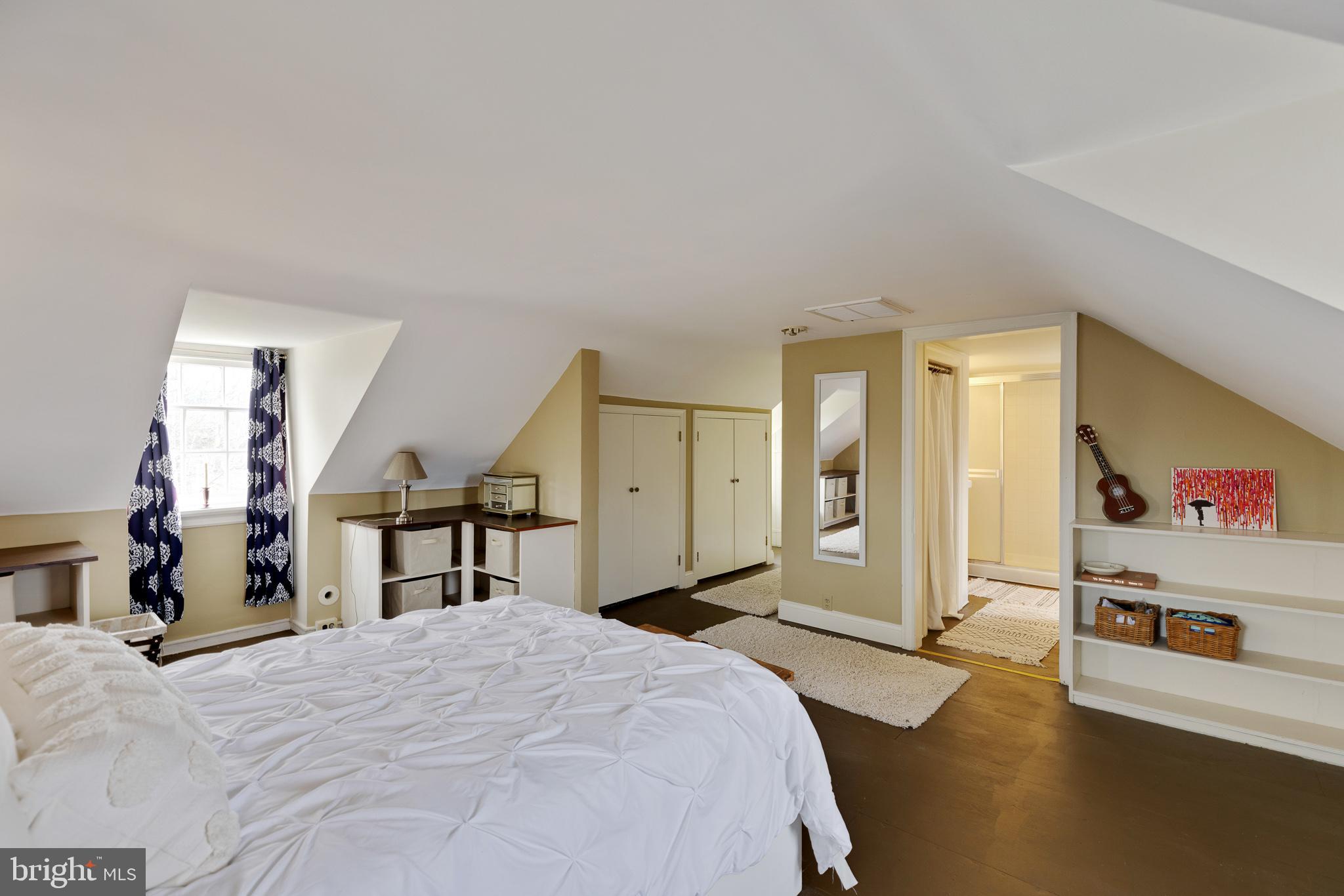 MAPLE GLEN - Residential