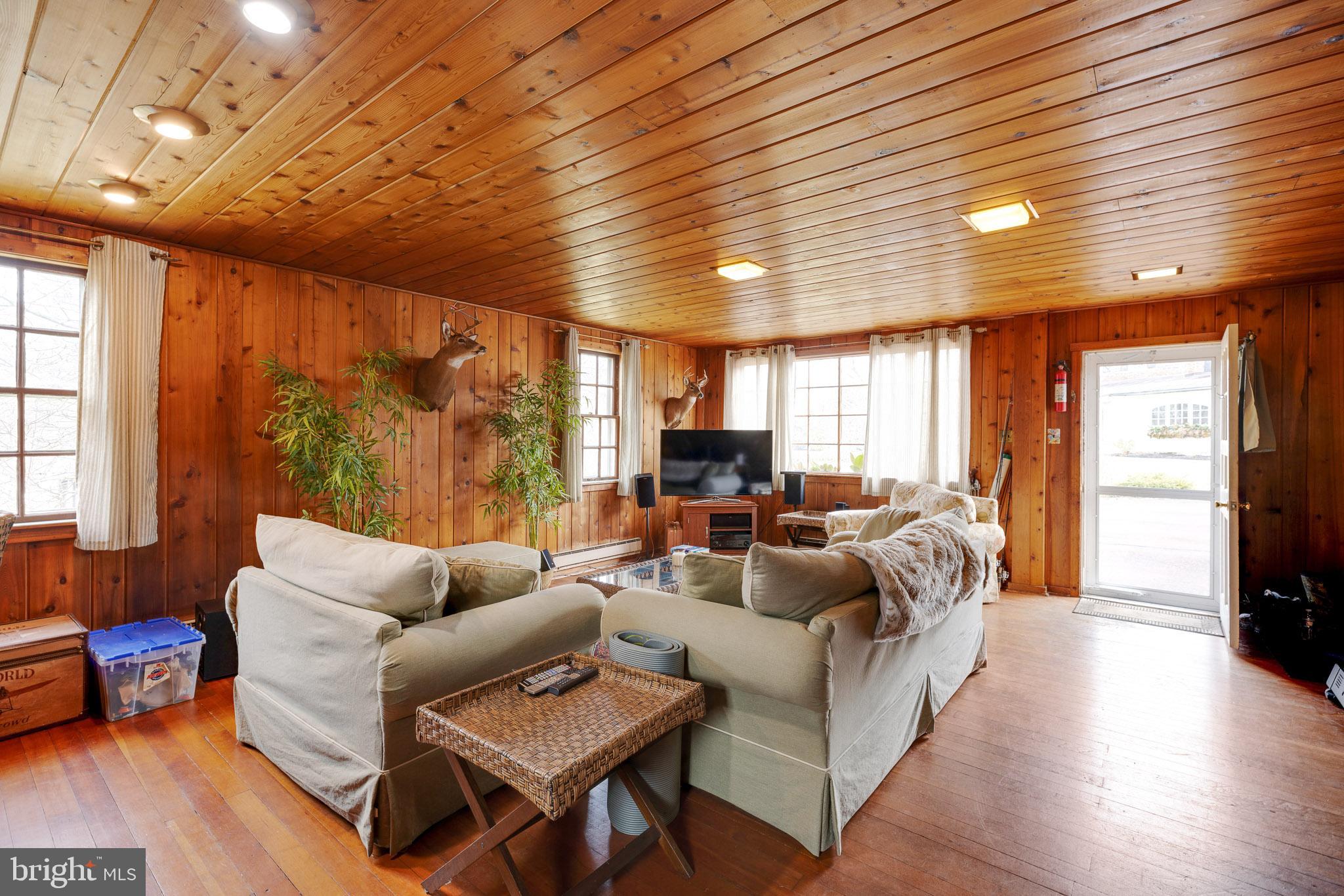 MAPLE GLEN - Residential