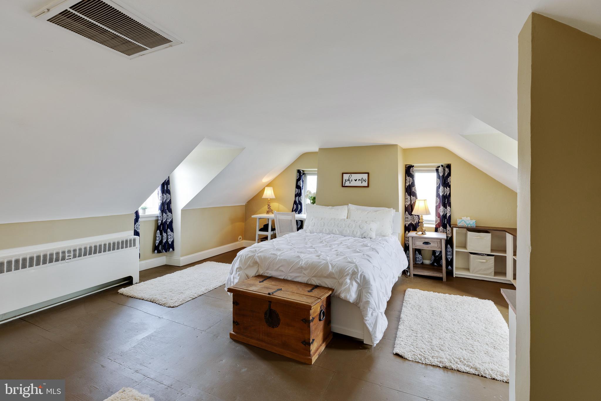 MAPLE GLEN - Residential