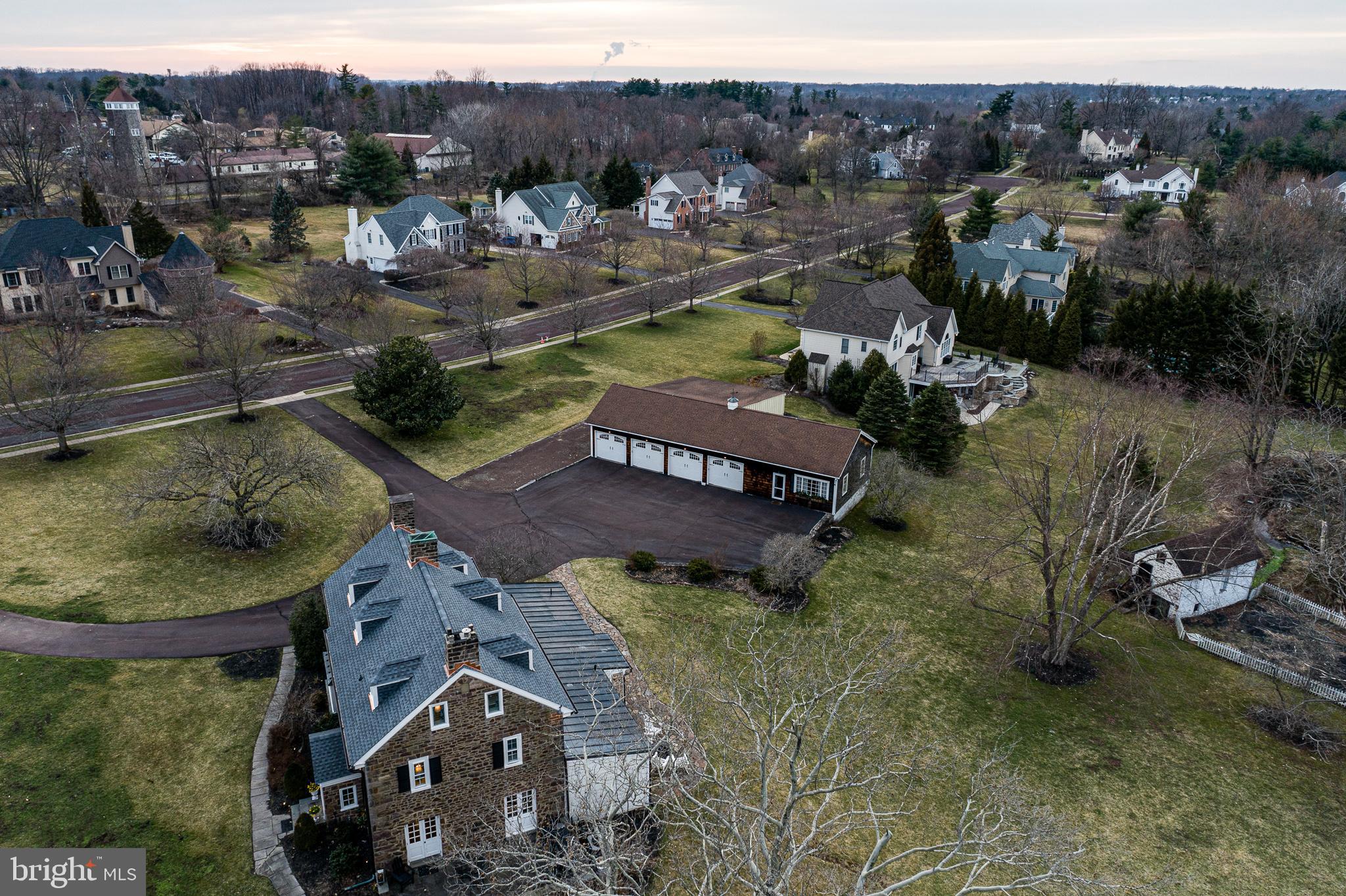 MAPLE GLEN - Residential